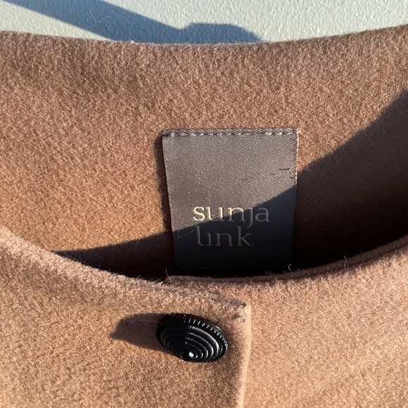 Short wool coat - Picture 3 of 4